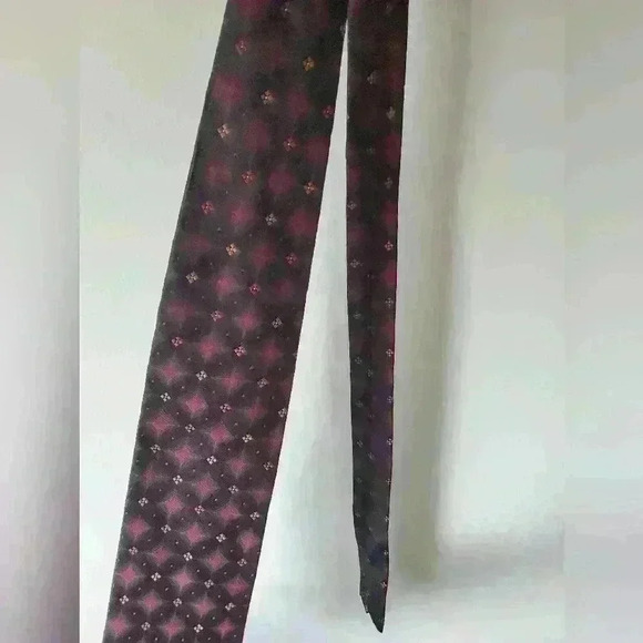 Ermenegildo  Zegna tie. 100% silk. - Picture 2 of 5